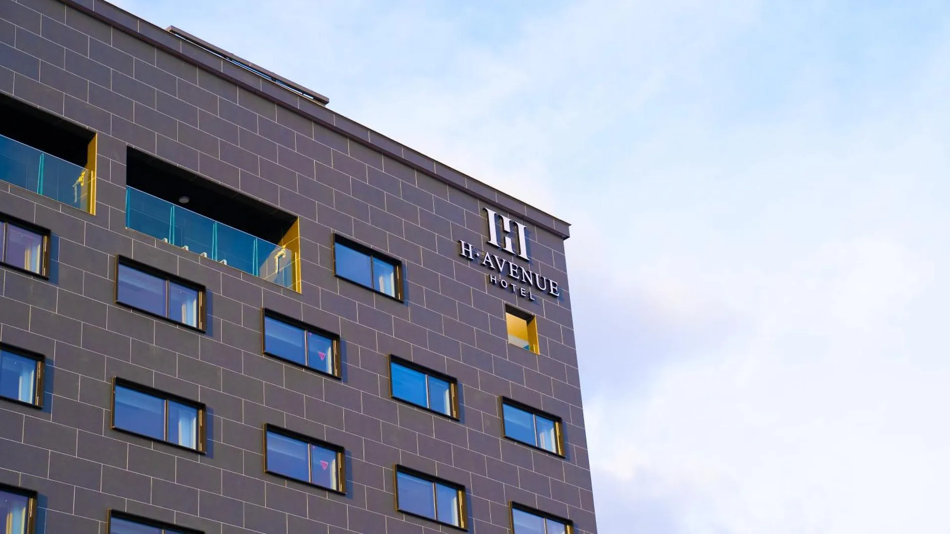 H Avenue Songjeong Hotel Busan