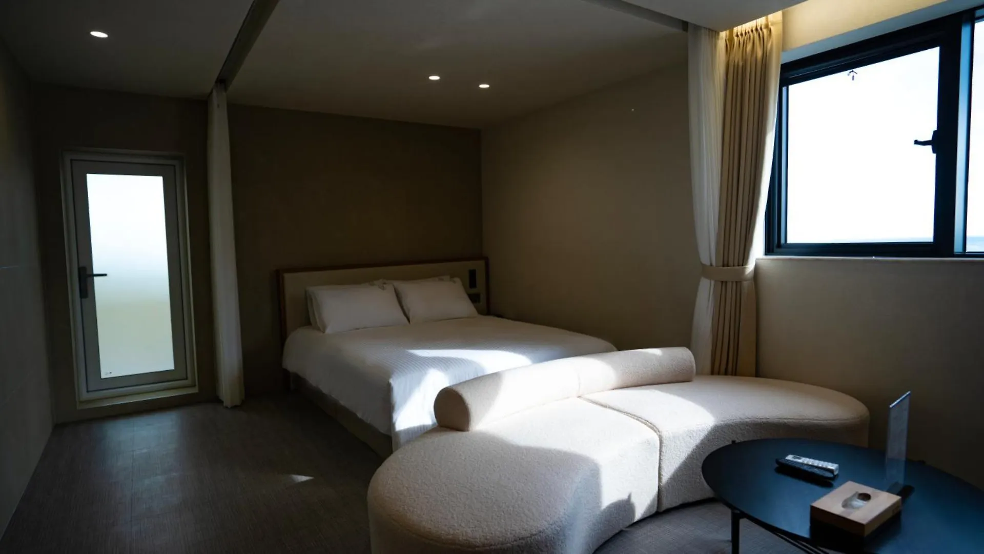 H Avenue Songjeong Hotel Busan South Korea
