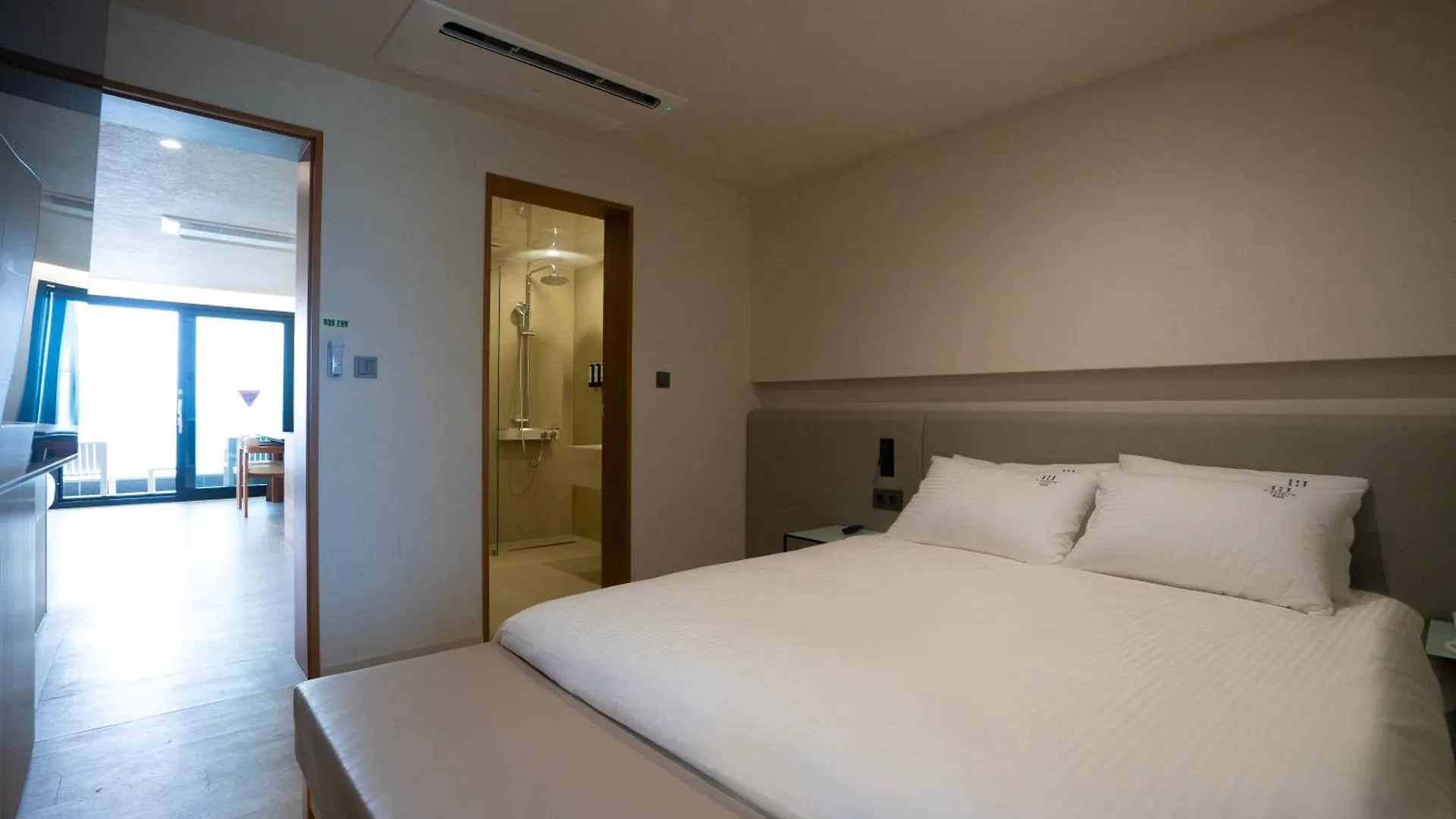 H Avenue Songjeong Hotel Busan